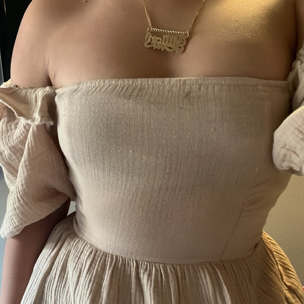 Only worn to try on